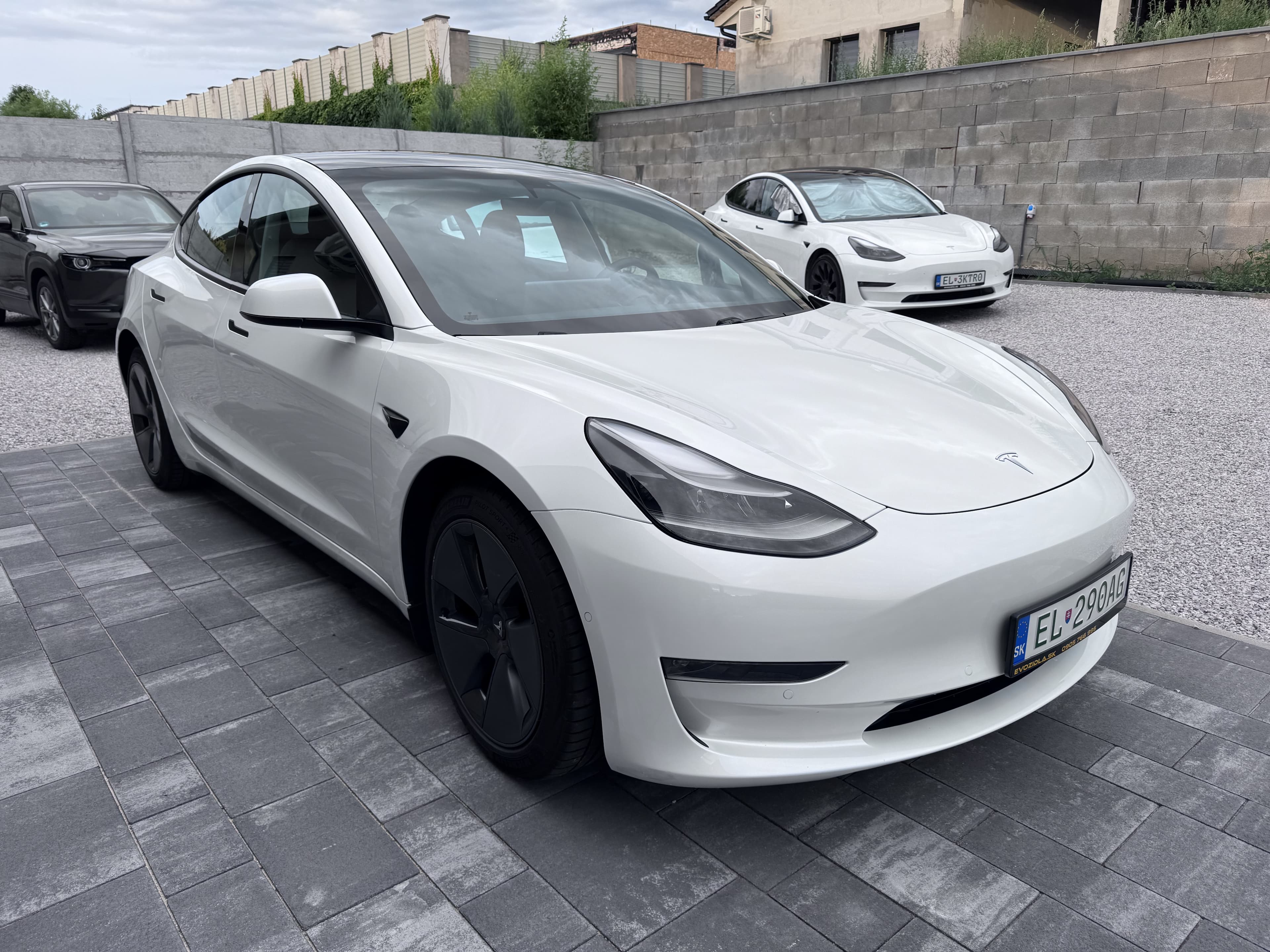 Tesla Model 3 LONG RANGE Facelift