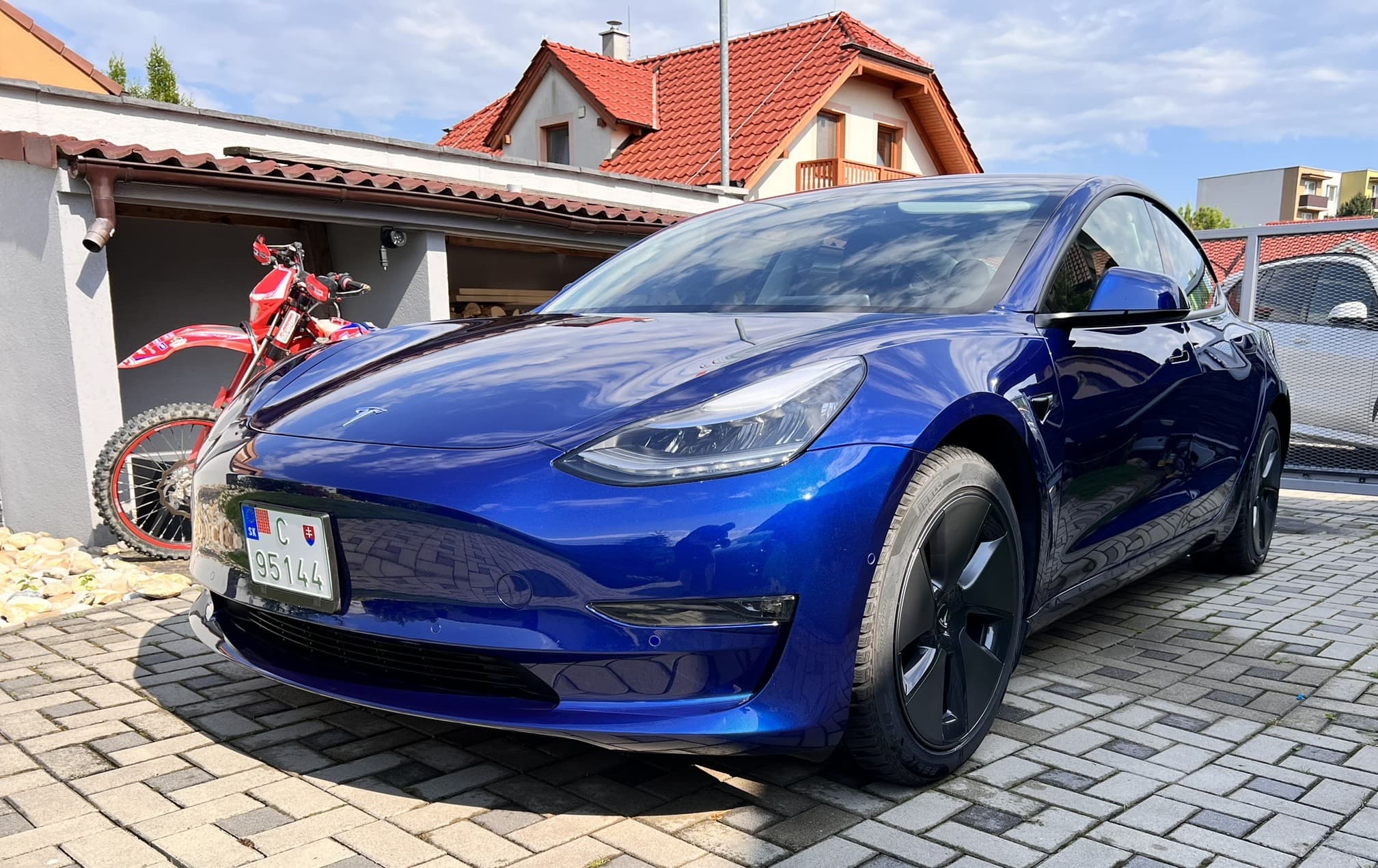 Tesla Model 3 LONG RANGE AWD EAP Ťažné